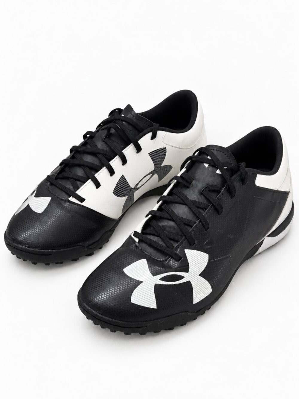 Under Armour Soccer Shoes Black/White Size 7.5